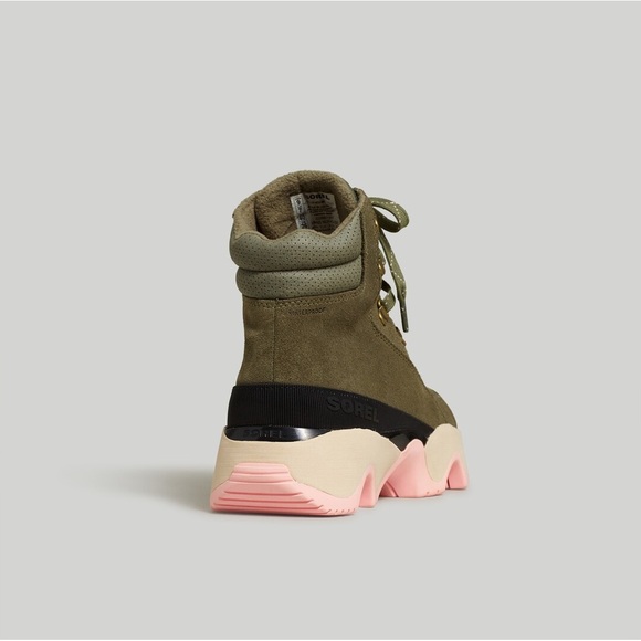 Sorel Kinetic Impact Conquest Sneaker Boot Size 7.5 NWOB Waterproof Suede - Picture 3 of 10